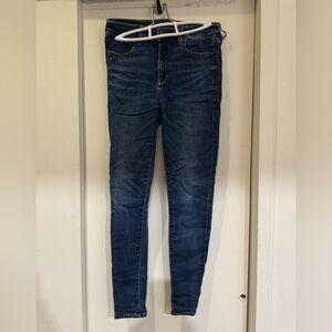 American Eagle High Waisted Skinny Blue Jeans, Size 4